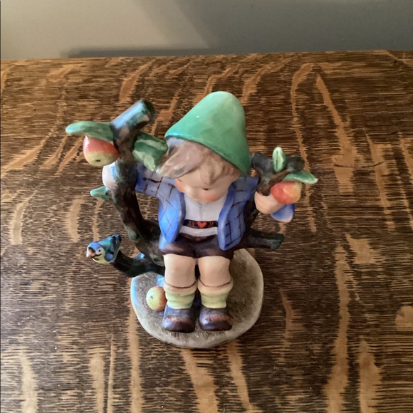 Hummel ~Apple Tree Boy TMK2 - Picture 7 of 7
